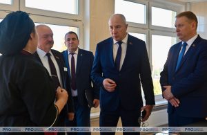 Председатель Гродненского облисполкома Юрий Караев находится с рабочим визитом в Скидельском государственном колледже