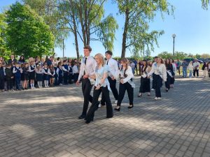 В Ратичской средней школе состоялось торжественное мероприятие «Последний звонок»🔔
